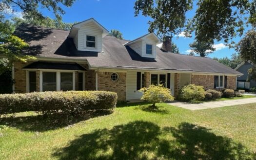 1401 Regency Oaks Drive Mobile, AL 36609