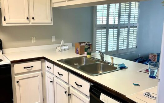 270 Hillcrest Road Unit 607 Mobile, AL 36608